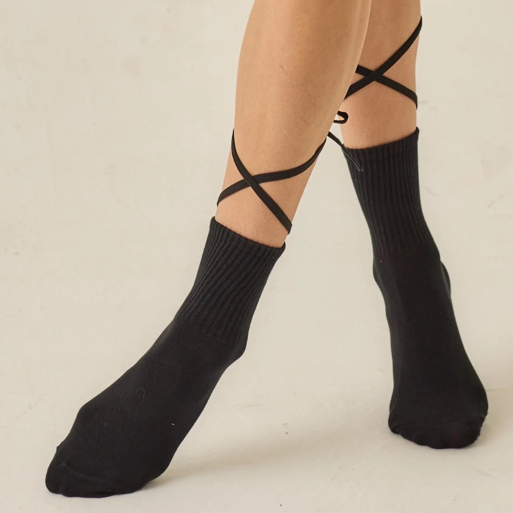 LUCKY HONEY GRIP SOCKS PILATES - BLACK - ONE SIZE